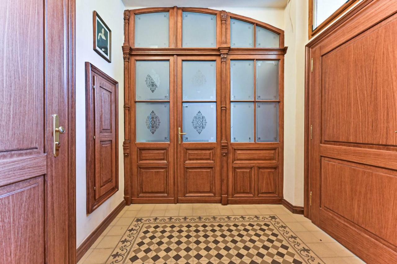 Apartment Nebovidy II - Air Conditioning - Historic City Center Praag Buitenkant foto