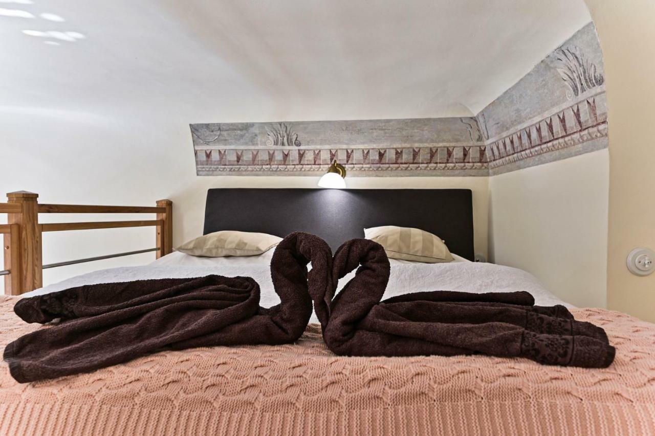 Apartment Nebovidy II - Air Conditioning - Historic City Center Praag Buitenkant foto